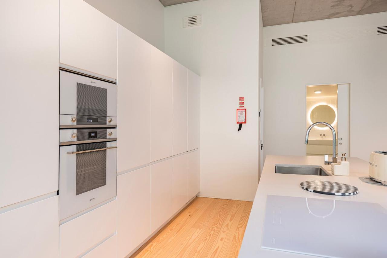 Hidden Pearl W/ Patio & Pool By Lovelystay Lisboa Екстериор снимка