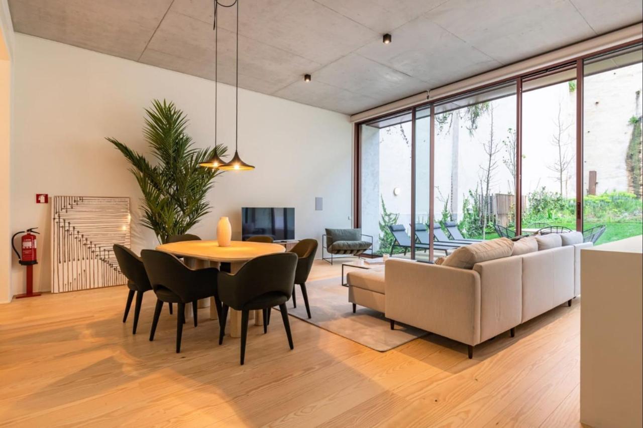 Hidden Pearl W/ Patio & Pool By Lovelystay Lisboa Екстериор снимка